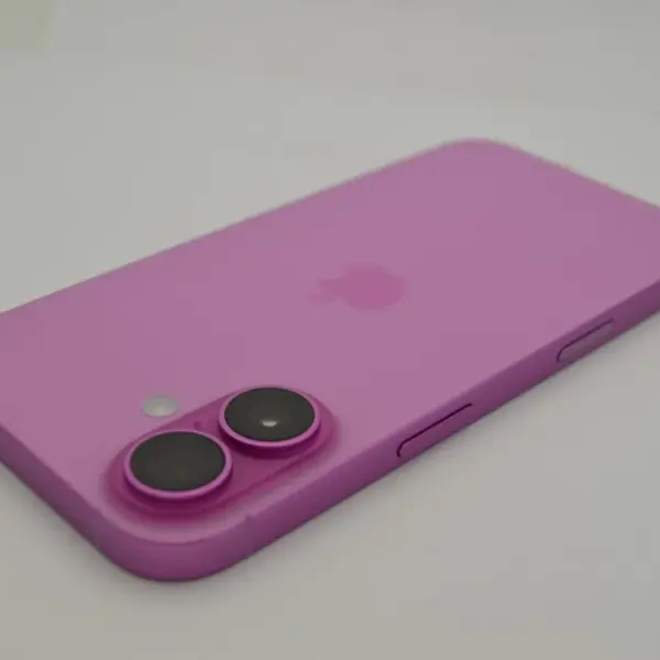 Apple iPhone 16 Refurbished Grade A (Like New Condition)