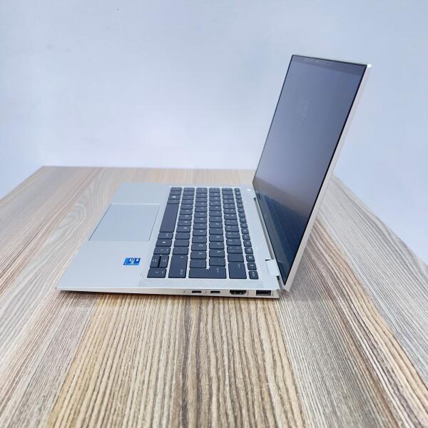 HP EliteBook x360 1030 G8